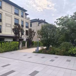 吉安 芝麻白与芝麻白搭配铺装，尺寸1200*600