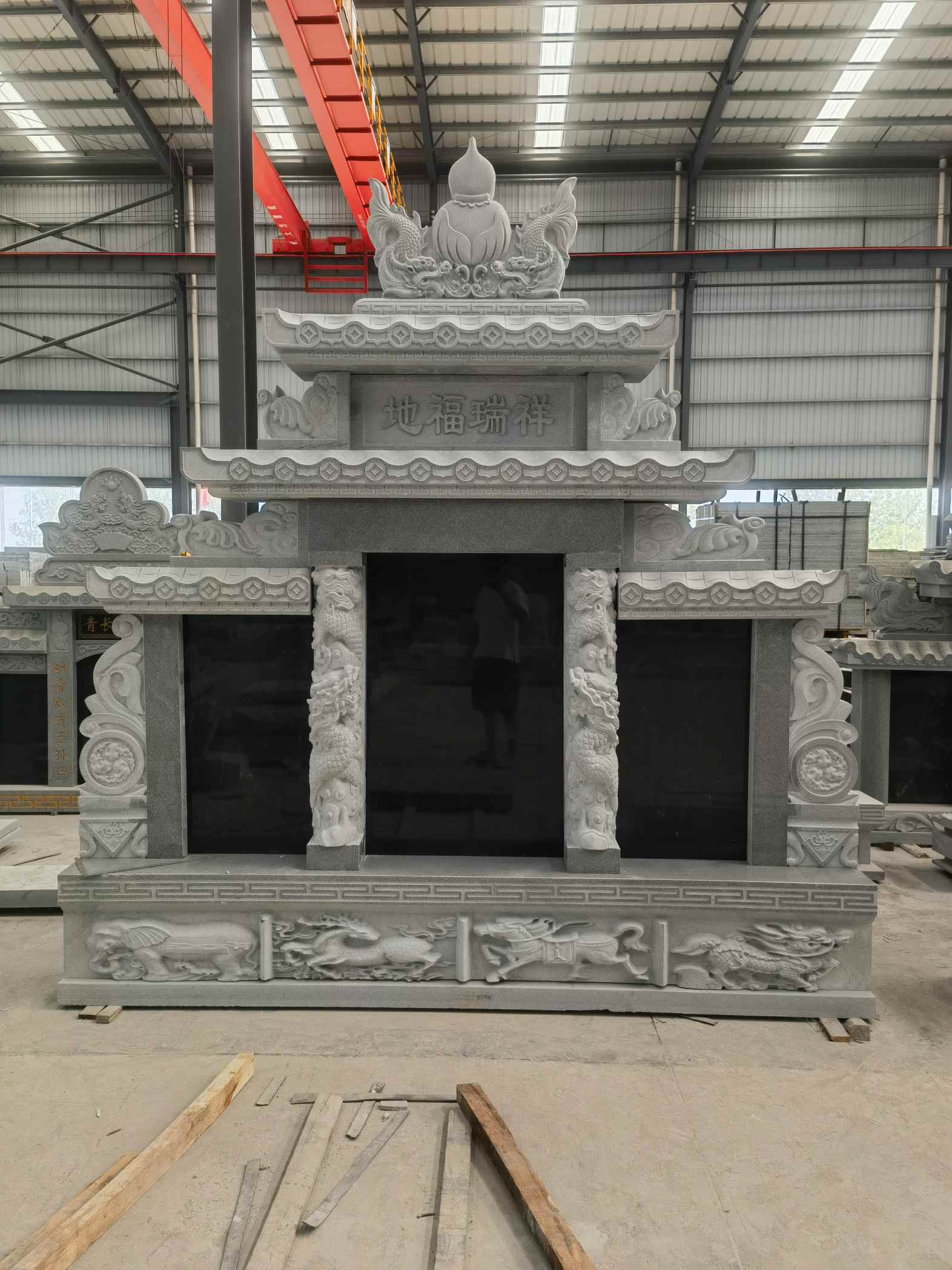 吉安 芝麻灰高档墓碑、土墓，一套也支持定做